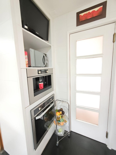 Broker Bosques 5d-5b-sala Estar- Piscina - Patio