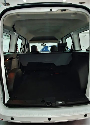 Imagen 9 de 17 de Renault Kangoo Zen 1.6 #ev