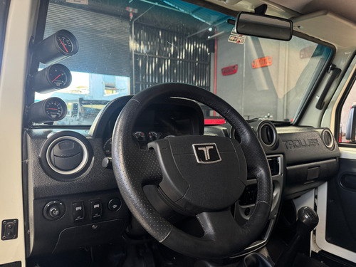Troller T4 3.2 2p
