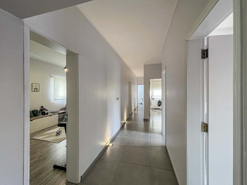 Imagen 28 de 30 de Casa En Una Sola Planta De 4 Dormitorios En Kentucky