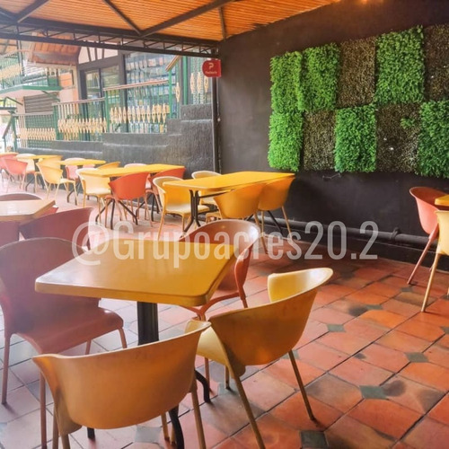 En Venta Fondo De Comercio Destinado Para Bar - Restaurant - Café De Gran Trayectoria En Carrizal. Of
