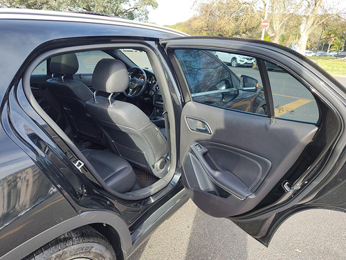 Mercedes-Benz Clase GLA 1.6 Gla200 Urban 156cv