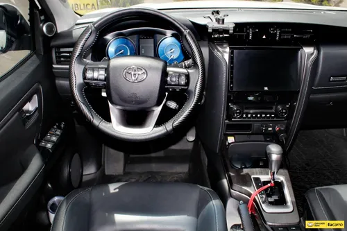 Toyota Fortuner Srv 2023