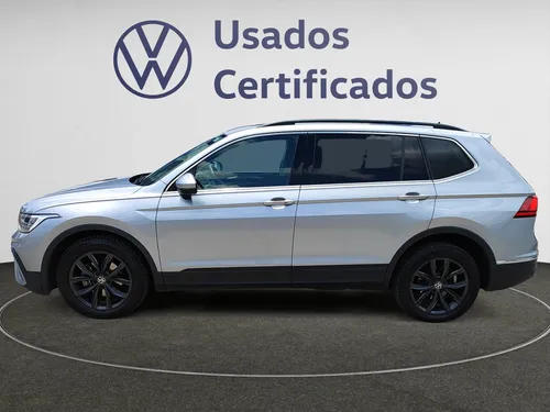 Volkswagen Tiguan 5p Comfortline L4/1.4/T Aut