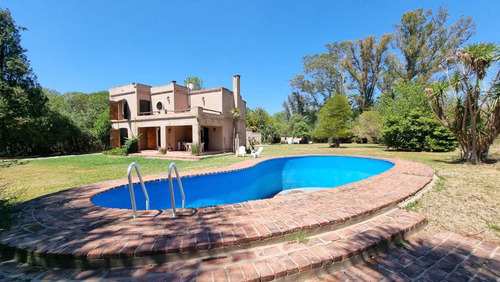 Imagen 1 de 30 de Casa Quinta 4 Amb Con Parque Y Piscina En Lujan