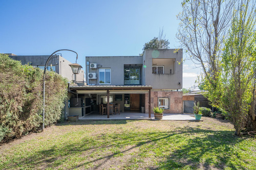 Casa En Venta 6 Ambientes En Tigre, En Barrio Los Ceibos