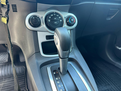 Ford Fiesta Kinetic 1.6 Se Powershift 120cv
