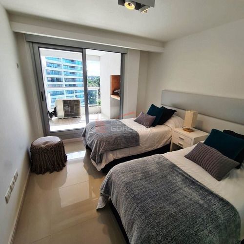 Imagen 21 de 30 de Venta Y Venta De Apartamento En La Brava, A Metros Mar