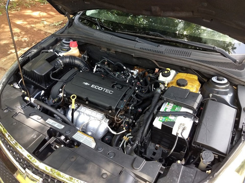 Imagem 9 de 10 de Chevrolet Cruze 1.8 Lt 16v Sedan