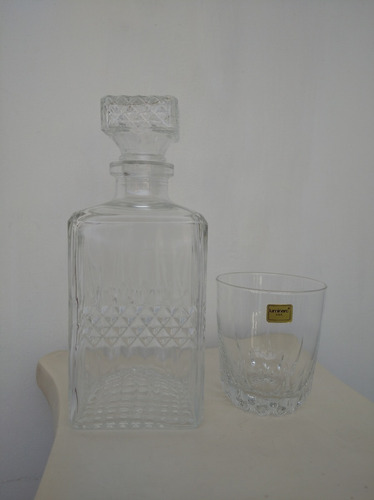 Licorera Con 6 Vasos De Cristal Marca Luminarc Usa