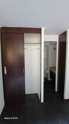 Arriendo Depto. En Primer Piso, Santiago (85344)