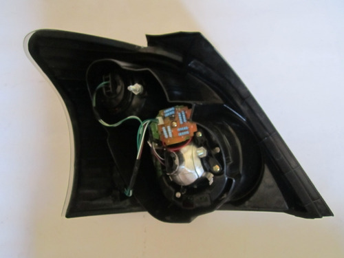 Stop Trasero Toyota Yaris 2006 2007 2008 Tipo Altezza