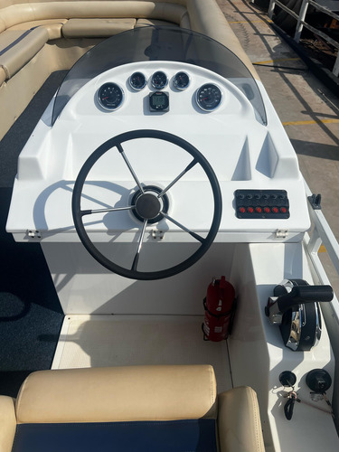 Vcat 750 Mercury 150 Hp