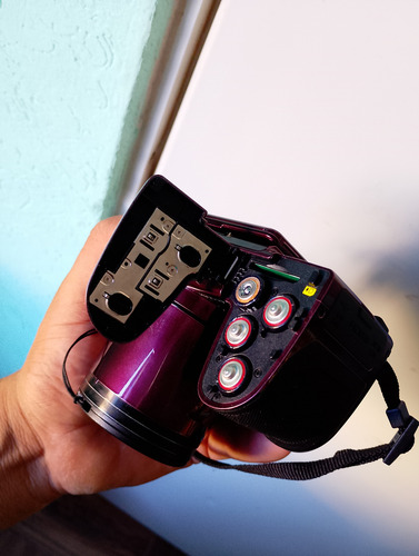 Nikon Coolpix B500 Compacta Avanzada Color Rojo (Usado)