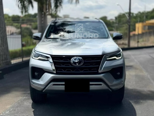 Toyota Hilux SW4 2.8 Srx 204Cv 4X4 7As At