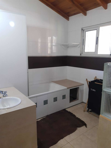 Imagen 6 de 14 de Casa P/ 8/10 Pers, 5 Ambientes Excelente Propiedad
