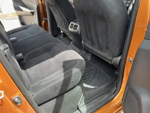 Nissan NP300 Frontier 2.5 Le Aa Mt