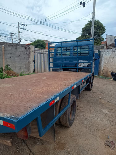Cargo 815 Ano 2001 Carr. Com Piso Chapeado E Tampas .