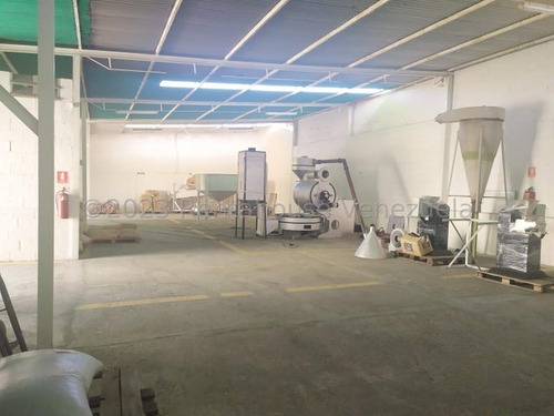 Galpón En Venta Zona Industrial 1 Barquisimeto Kenlimar Nieto 23-22033