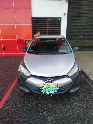 Imagem 2 de 6 de Hyundai Hb20 2013 1.0 Comfort Flex 5p
