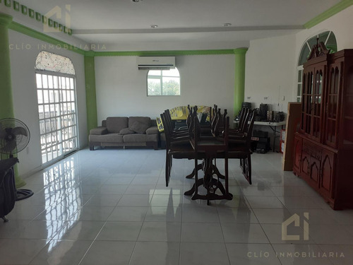 Edificio En Venta En Esquina Con Salones Para Eventos Diversos Y Oficinas Todo Climatizado