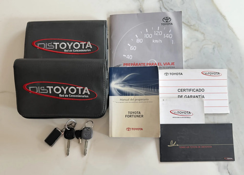 Toyota Fortuner 2.7L 4X4 At