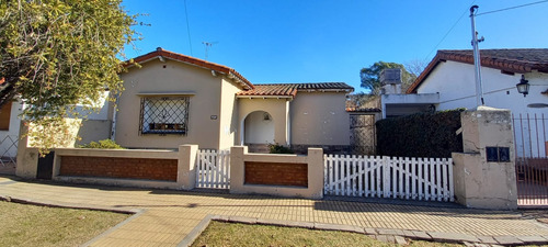 Casa En Venta, Don Bosco Este, Apta Credito.