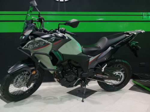 Imagen 2 de 19 de Motocicleta Kawasaki Versys 300x 2023 0km Verde C/defensas