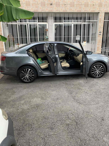 Volkswagen Jetta 2.0 Tsi Highline 4p 2011
