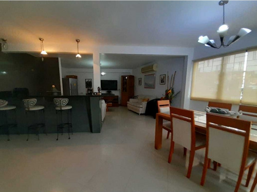 Vendo Casa 350m2 El Marqués 6479