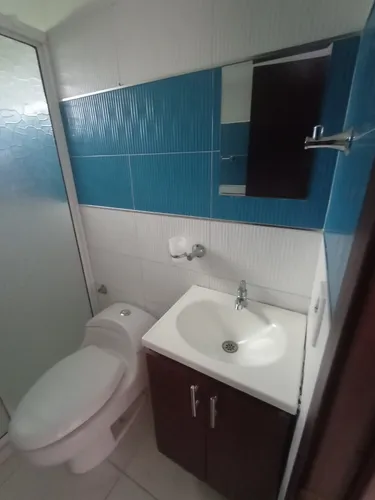 Arrienda Habitación Con Baño