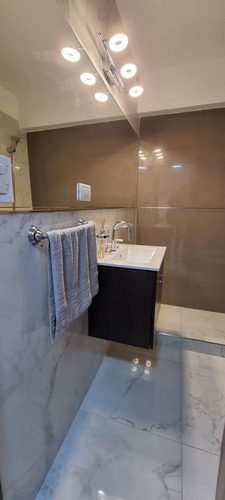 Imagen 5 de 17 de Departamento En Venta En La Perla