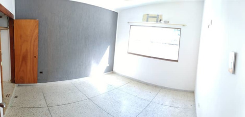 Imagen 14 de 19 de Casa En Venta, Trigal Sur, Carabobo.