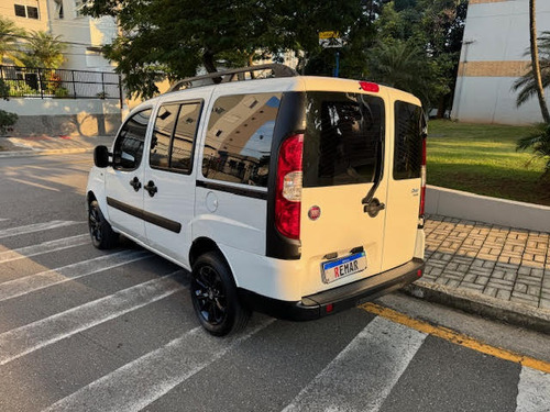 Fiat Doblo Doblò Essence 1.8 7L (Flex)