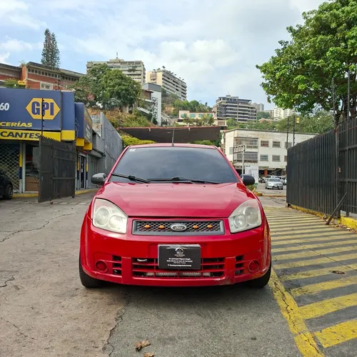 Ford Fiesta Max 2009