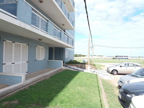 Apartamento Con Vista, Planta Baja, 2 Dormitorios