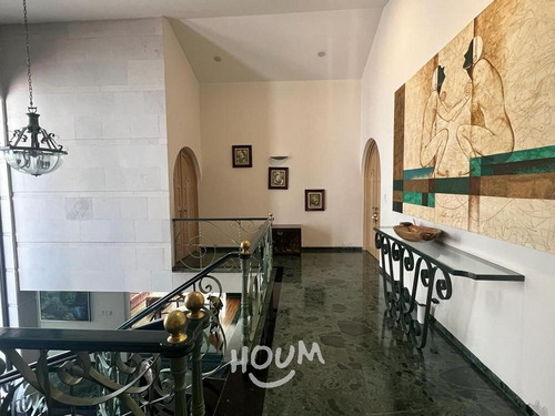 Casa En Bosque De Las Lomas, Miguel Hidalgo Con 4 Recámaras, 731 M², Id: 142607