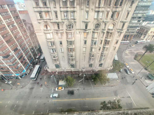 Imagen 16 de 18 de Oficina- Plaza Independencia , 600 M2 , Gge X1, Vista A Tres Frentes , Piso Alto !!