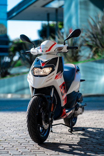 Imagen 12 de 15 de Aprilia Sr 160 - Entrega Inmediata En Todos Sus Colores