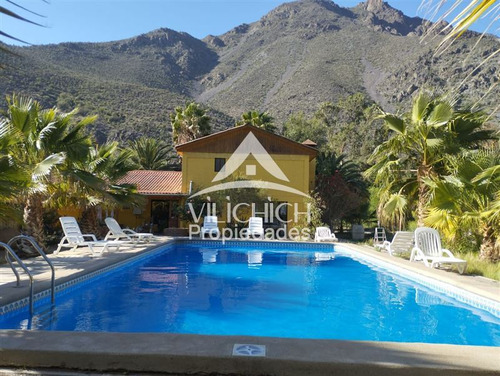 Venta Casa En Vicuña, Valle De Elqui, 7 Dormitorios