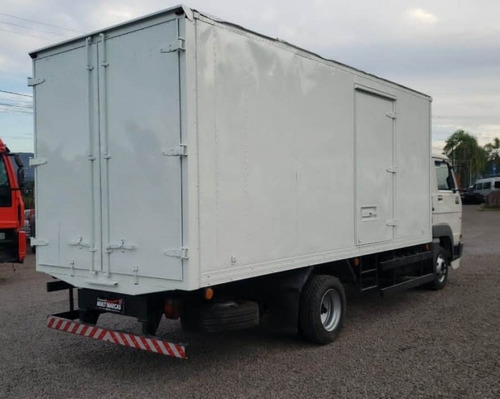 Volkswagen 8-150 Delivery Baú