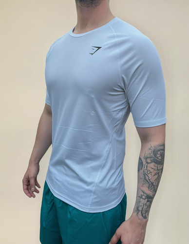 Polera Gymshark Baselayer Compression