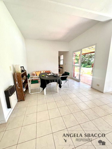 Excelente Casa En San Joaquín.