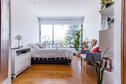 Imagen 16 de 20 de Vista Sorprendente Casa En Venta De 6 Dormitorios Las Condes