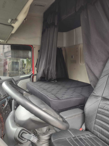 Imagem 14 de 25 de Volvo Fh 440