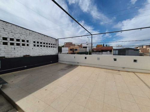 Casa En Renta Con Uso De Suelo Habitacional Con Servicios Tipo A Ubicación Est