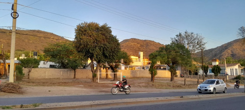 Terreno Sobre Av. Carcano