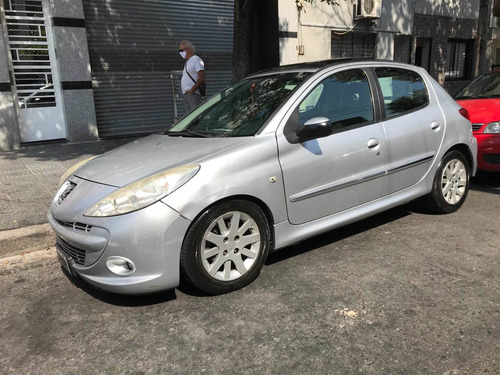 Peugeot 207 2013 1.6 Sedan Feline 106cv