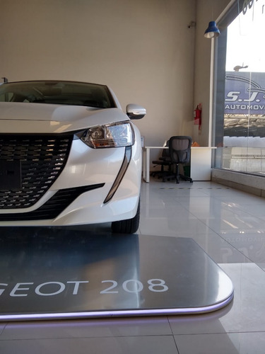 Robayna | Peugeot 208 Allure Tiptronic 2021 0km | Robayna Jp