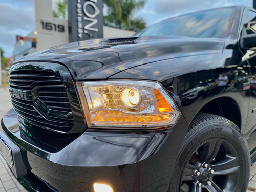RAM 1500 5.7 V8 GASOLINA REBEL CD 4X4 AUTOMÁTICO